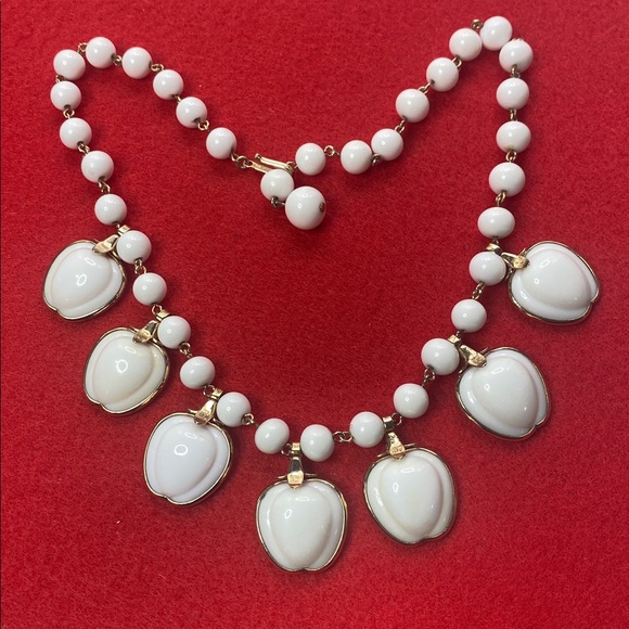 Vintage Trifari Milk Glass Beaded Apples and Gold Tone Necklace